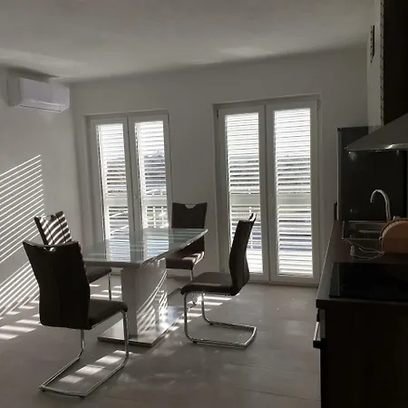 Nella Apartament